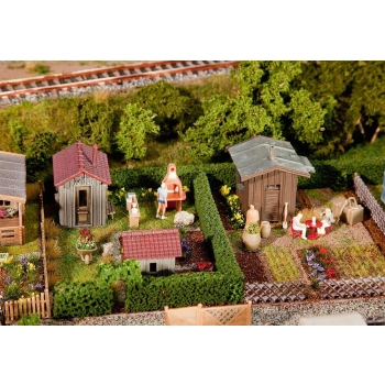 Faller 180494 - 2 ogródki działkowe z szopkami na narzędzia H0 1:87